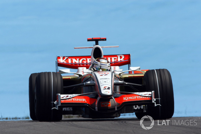 2. <img src="https://cdn-3.motorsport.com/static/img/cfp/0/0/0/0/83/s3/germany-4.jpg" alt="" width="20" height="12" /> Adrian Sutil - 128 Grands Prix (2006-2011, 2013-2014)
