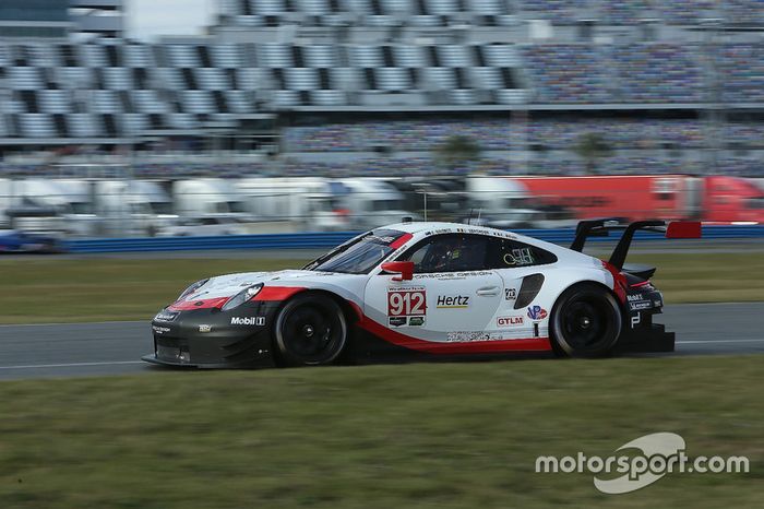 #912 Porsche Team North America Porsche 911 RSR: Gianmaria Bruni, Laurens Vanthoor, Earl Bamber