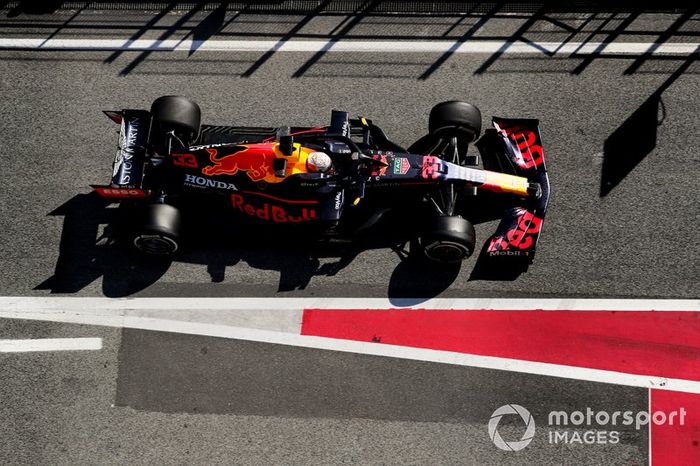 2º Max Verstappen, Red Bull Racing RB16: 1:16.269 (con neumáticos C4 en la semana 2)