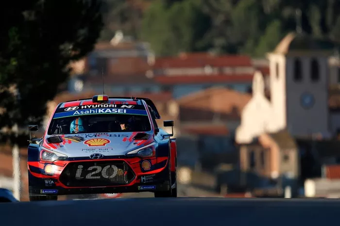 Thierry Neuville, Nicolas Gilsoul, Hyundai Motorsport Hyundai i20 Coupe WRC
