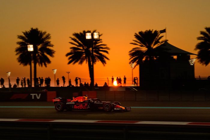 Max Verstappen, Red Bull Racing RB16B