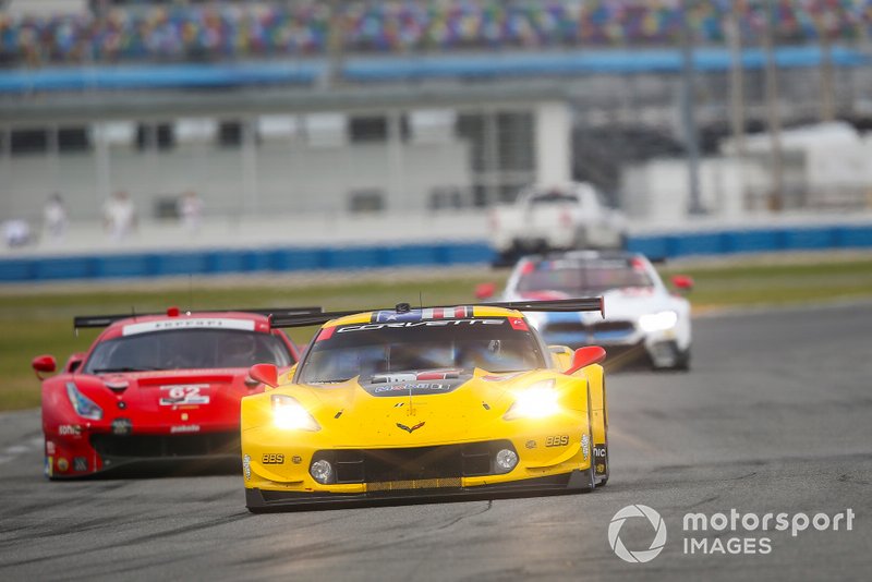 Оливер Гэвин, Томми Милнер, Марсель Фесслер, Corvette Racing Corvette C7.R (№4)