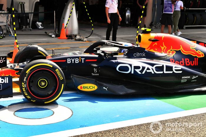 Sergio Perez, Red Bull Racing RB18