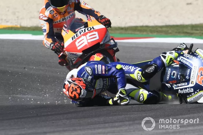 Caída de Tito Rabat, Avintia Racing