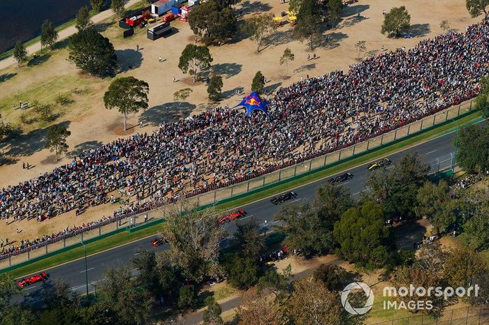 Sebastian Vettel, Ferrari SF90, Max Verstappen, Red Bull Racing RB15, Charles Leclerc, Ferrari SF90, Kevin Magnussen, Haas F1 Team VF-19, y Romain Grosjean, Haas F1 Team VF-19