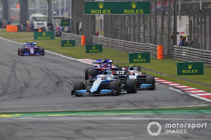 George Russell, Williams Racing FW42, Robert Kubica, Williams FW42, Daniil Kvyat, Toro Rosso STR14, y Alexander Albon, Toro Rosso STR14