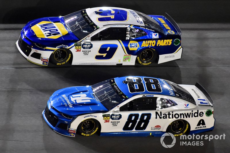 Alex Bowman, Hendrick Motorsports, Chevrolet Camaro Nationwide and Chase Elliott, Hendrick Motorsports, Chevrolet Camaro NAPA AUTO PARTS