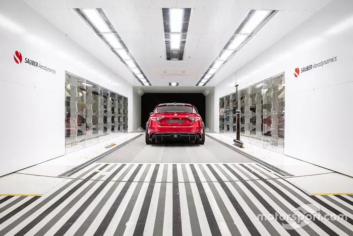 Alfa Romeo Giulia GTAm nella galleria del vento della Sauber