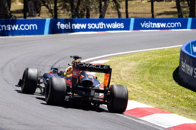 Liam Lawson, Red Bull RB7 