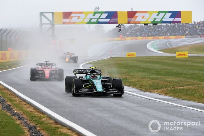 Sebastian Vettel, Aston Martin AMR22, Charles Leclerc, Ferrari F1-75, Max Verstappen, Red Bull Racing RB18