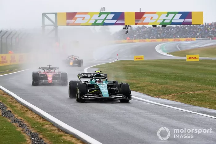 Sebastian Vettel, Aston Martin AMR22, Charles Leclerc, Ferrari F1-75, Max Verstappen, Red Bull Racing RB18