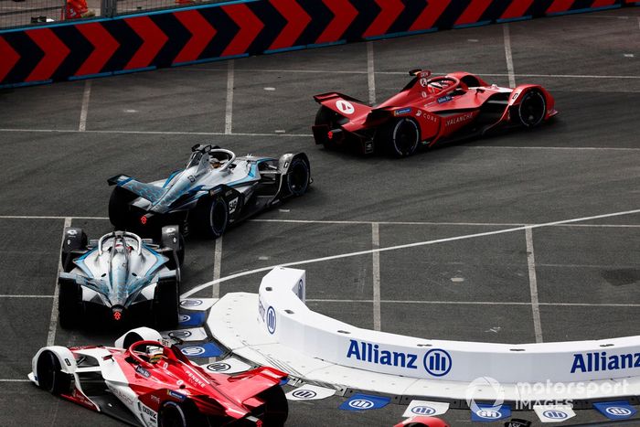 Jake Dennis, Andretti Motorsport, BMW iFE.21, Stoffel Vandoorne, Mercedes-Benz EQ, EQ Silver Arrow 02, Nyck de Vries, Mercedes-Benz EQ, EQ Silver Arrow 02 