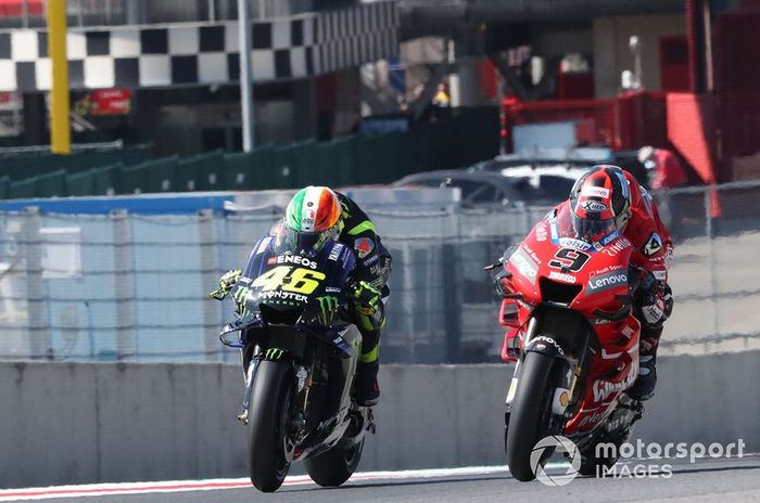 Valentino Rossi, Yamaha Factory Racing, Danilo Petrucci, Ducati Team