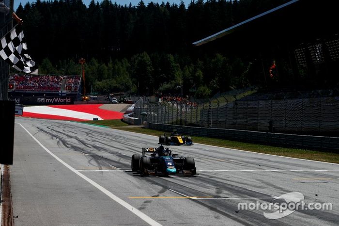 Sergio Sette Camara vence o GP da Áustria