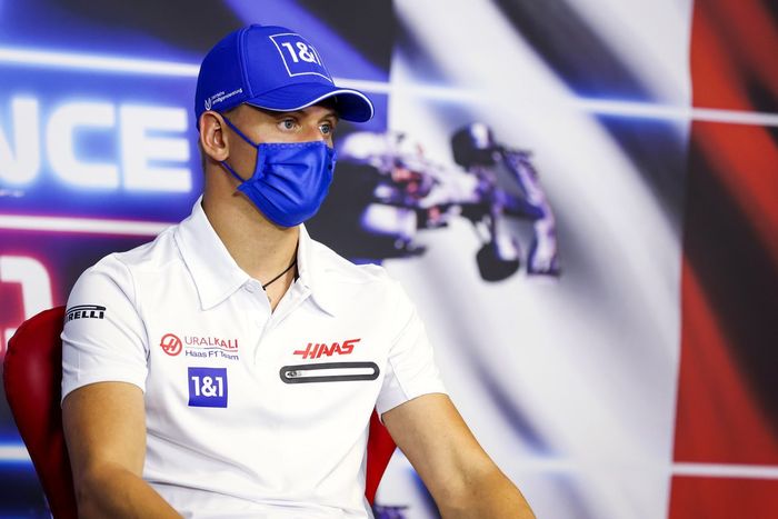 Mick Schumacher, Haas F1 en la conferencia de prensa