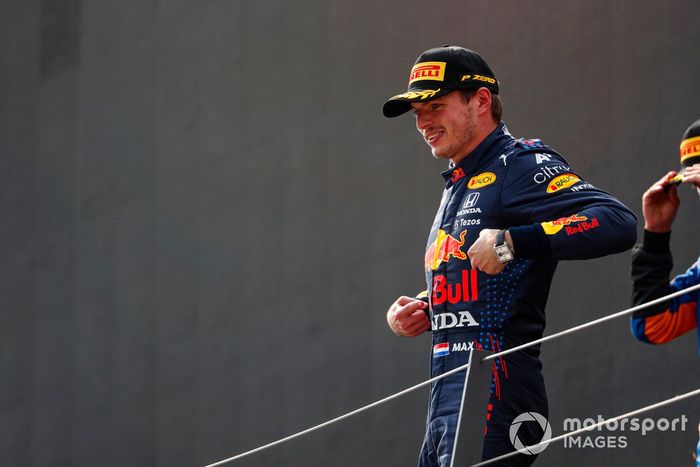 Podio: ganador Max Verstappen, Red Bull Racing