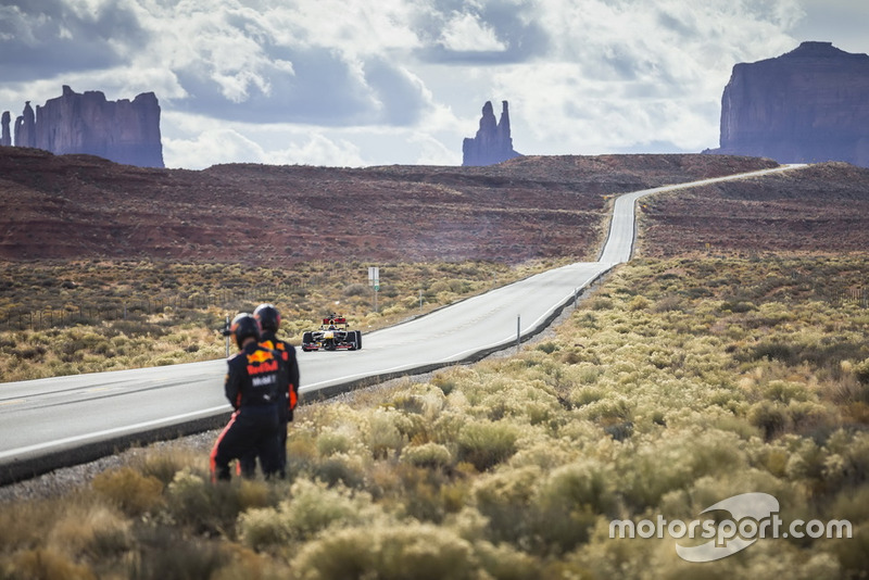 Daniel Ricciardo, Red Bull Racing di Monument Valley