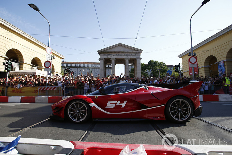 Une Ferrari FXX-K