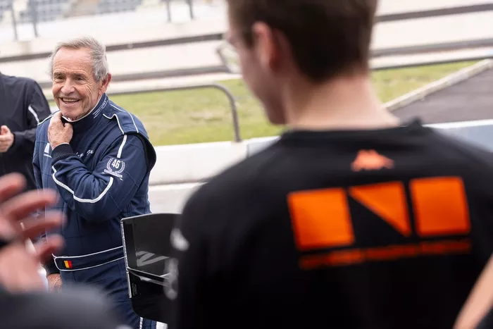 Jacky Ickx, Genesis Magma Racing