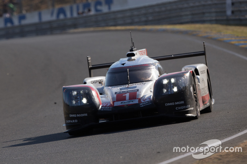 #1 Porsche Team Porsche 919 Hybrid: Neel Jani, Andre Lotterer, Nick Tandy