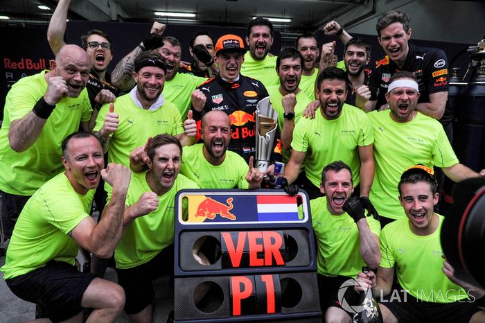 Ganador, Max Verstappen, Red Bull Racing celebra