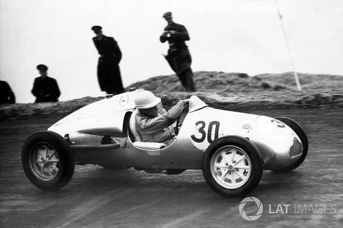 Stirling Moss, Cooper-JAP 500 MkIII