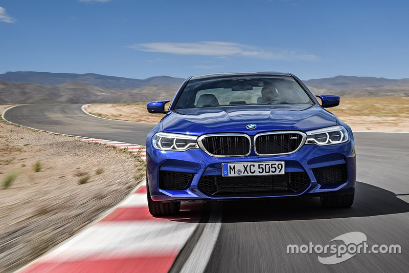 Новий BMW M5