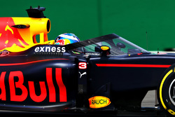 Daniel Ricciardo, Red Bull Racing RB12 con el aeroscreen
