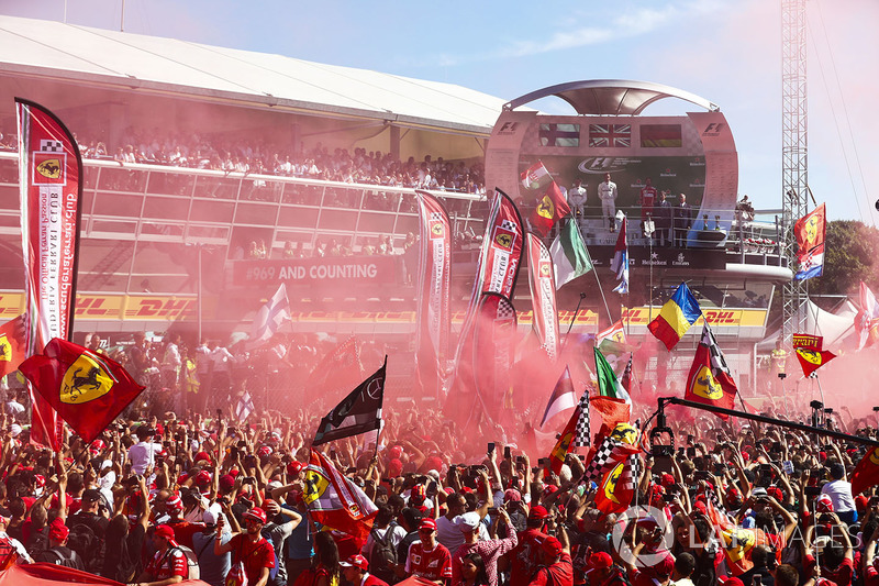 Race winner Lewis Hamilton, Mercedes AMG F1, Second place Third place Valtteri Bottas, Mercedes AMG F1 Sebastian Vettel, Ferrari, on the podium