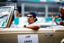 Lance Stroll, Williams, en el desfile