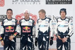 Podio: ganador del Rally, Sébastien Ogier, Julien Ingrassia, M-Sport, y el tercer clasificado Ott Tä