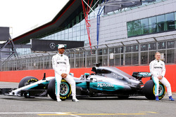 Льюис Хэмилтон и Валттери Боттас, Mercedes AMG F1 W08