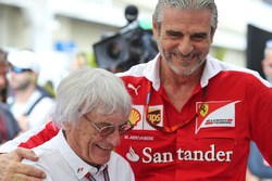 Bernie Ecclestone, Maurizio Arrivabene, Ferrari Team
