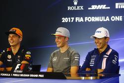 Max Verstappen, Red Bull Racing, Stoffel Vandoorne, McLaren, Esteban Ocon, Force India