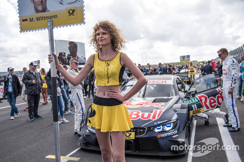 Grid girl