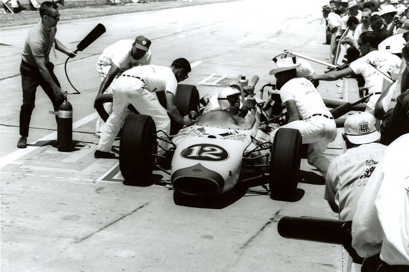 1965: Rookie Mario Andretti
