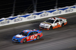 Aric Almirola, Richard Petty Motorsports, Ford; Regan Smith, Tommy Baldwin Racing, Chevrolet