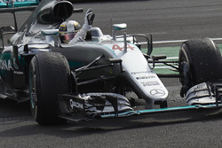 1. Lewis Hamilton, Mercedes AMG F1 W07 Hybrid