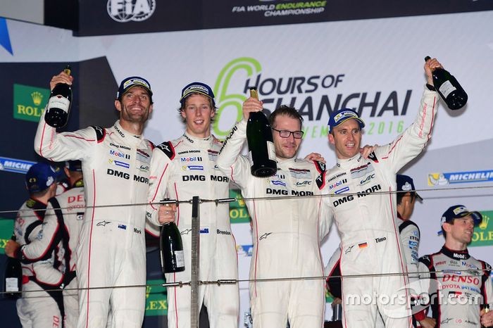 #1 Porsche Team Porsche 919 Hybrid: Timo Bernhard, Mark Webber, Brendon Hartley