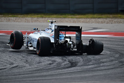 Valtteri Bottas, Williams FW38 avec une crevaison