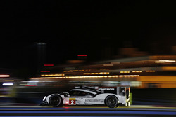 #2 Porsche Team Porsche 919 Hybrid: Ромен Дюма, Нил Джани, Марк Либ