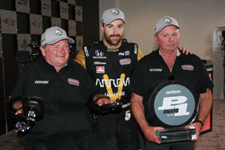 James Hinchcliffe, Schmidt Peterson Motorsports Honda pole winner, Sam Schmidt and Ric Peterson