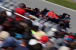 Carlos Sainz Jr., Scuderia Toro Rosso STR11