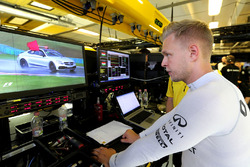 Kevin Magnussen, Renault Sport F1 Team, rode vlag