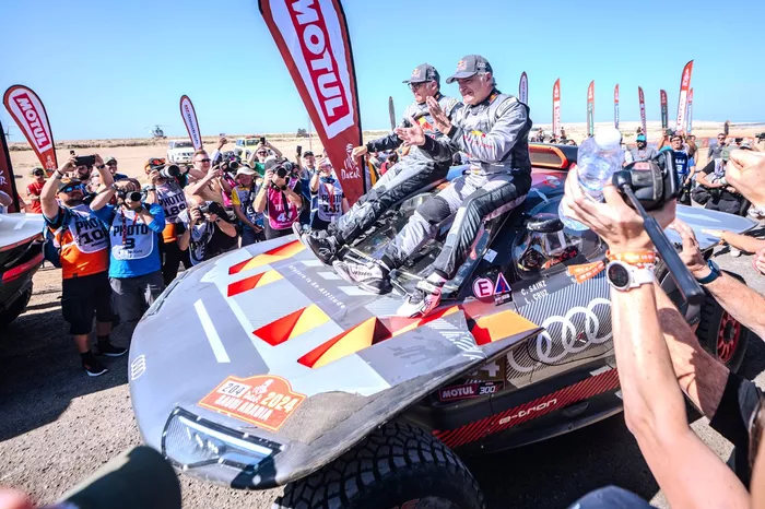 Ganador #204 Equipo Audi Sport Audi RS Q e-tron E2: Carlos Sainz Sr., Lucas Cruz