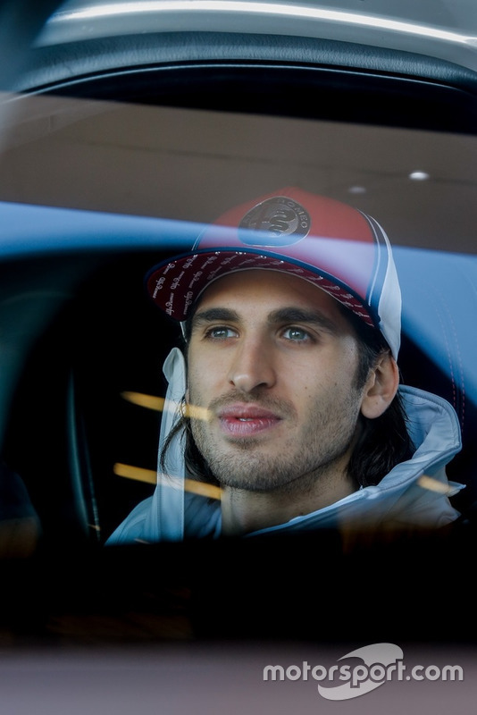 Antonio Giovinazzi, Alfa Romeo Racing