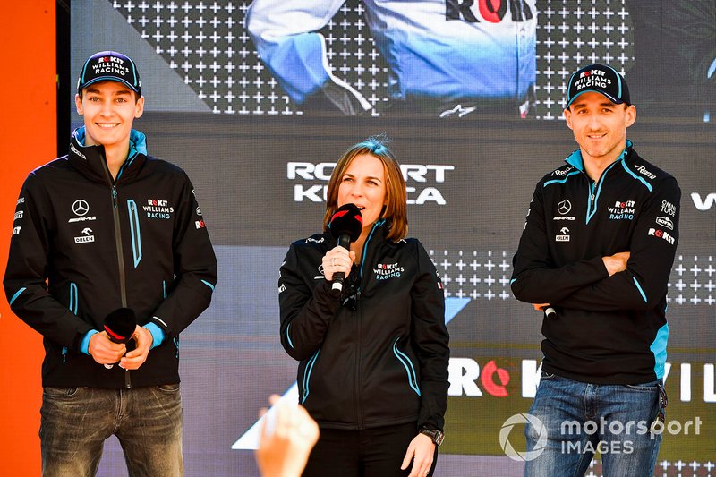 George Russell, Williams, Claire Williams, Vice Team Principal, Williams Racing e Robert Kubica, Williams Racing, all'evento a Federation Square