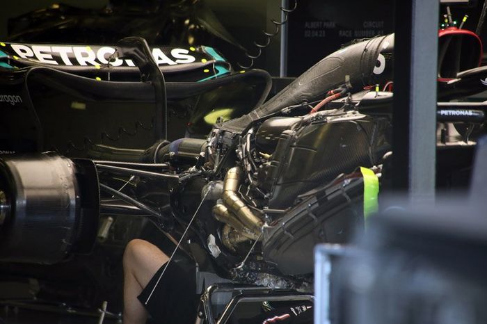 Detalle trasero del Mercedes W14