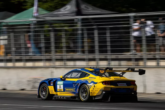 Arjun Maini, Team HRT Ford Mustang GT3
