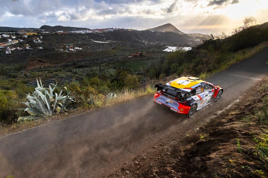 Thierry Neuville, Martijn Wydaeghe, Hyundai World Rally Team Hyundai i20 N Rally1